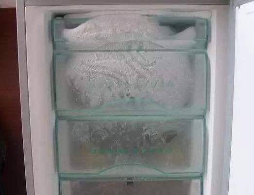 冰箱結霜