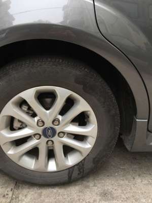 汽車后車輪漏油會是什么原因呢？
