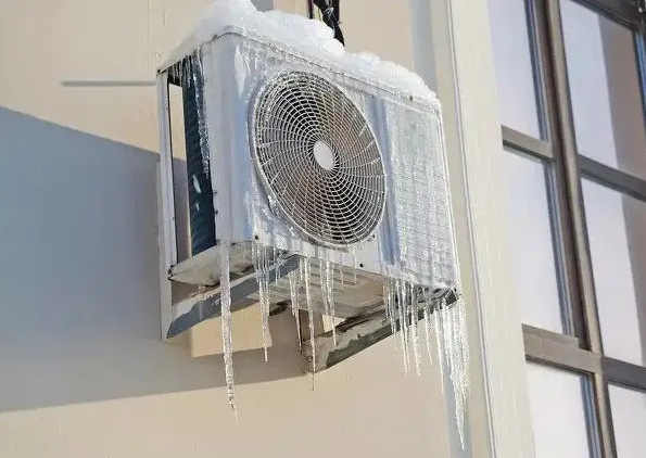 夏天空調(diào)外機(jī)結(jié)冰怎么回事？無(wú)非就是這幾個(gè)因素